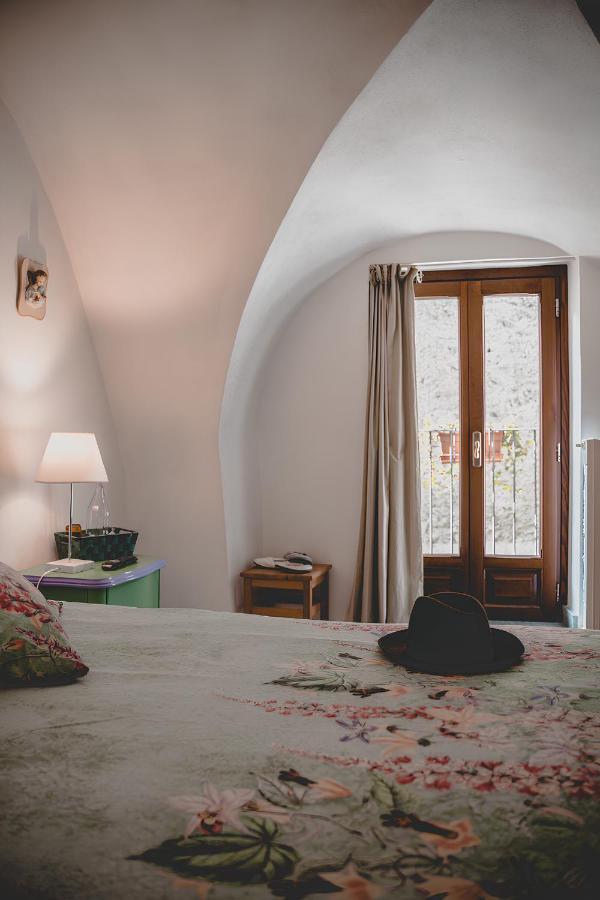 Bed & Breakfast Gabriella Exilles Eksteriør billede